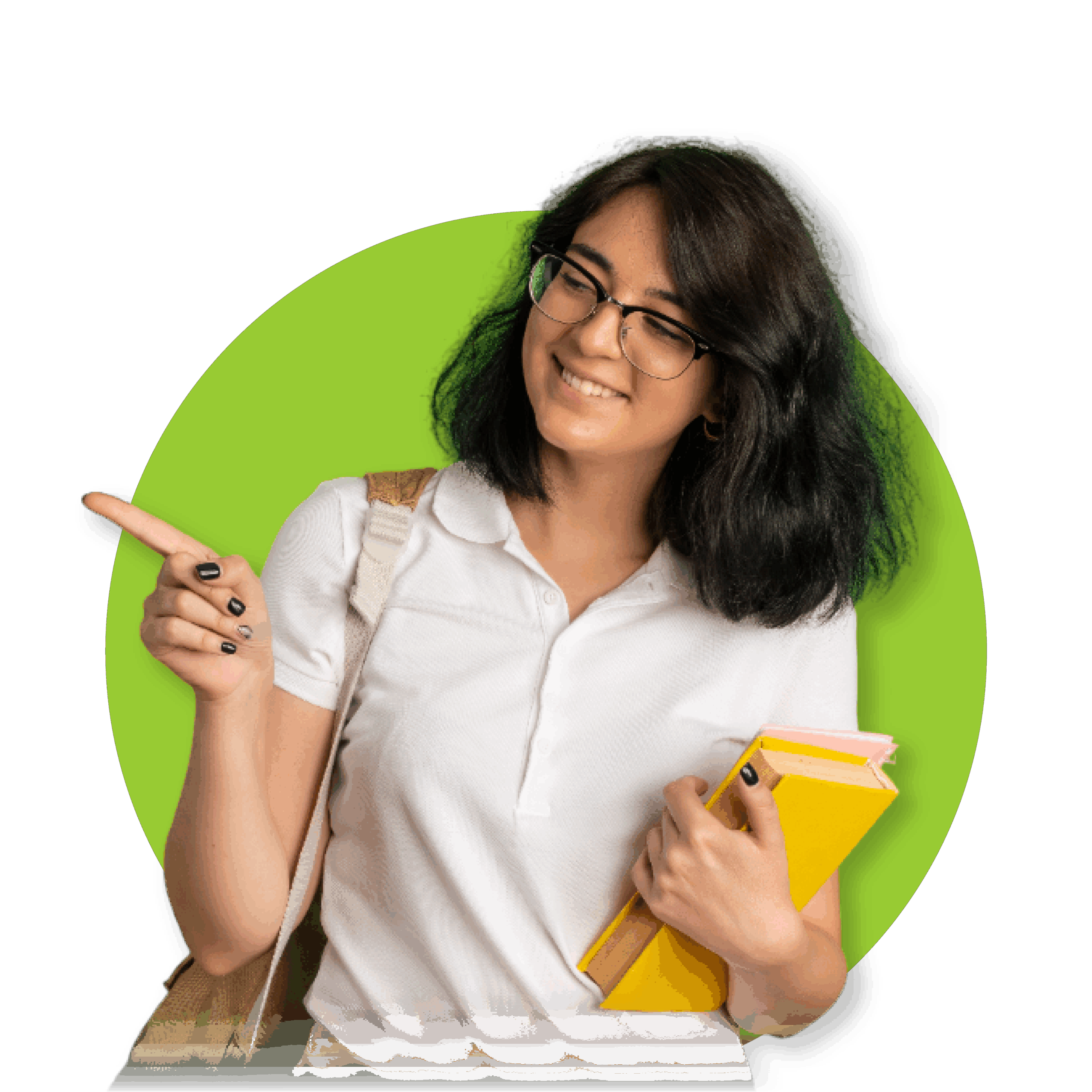 Una persona sonriente, con gafas, usando una camiseta blanca, sosteniendo un par de libros de color amarillo. Ella está apuntando hacia la derecha con una mano mientras la otra sostiene los libros.